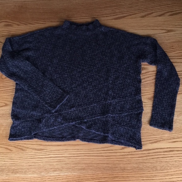 American Eagle marled purple crossover sweater - Picture 1 of 3